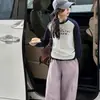 Conjunto de Camiseta para Niñas Primavera y Otoño 2026 Nuevo Color Bloqueado Estampado Camiseta Básica y Pantalón de Chándal Conjunto de Dos Piezas para Niños Mayores Ropa Casual