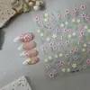 Fábrica de origen, pegatinas de uñas en relieve, estilo popular de lujo ligero, pegatinas de uñas florales exquisitas, material de pegatina autoadhesiva versátil