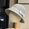 Sombrero retro estilo francés para mujer, nueva colección otoño/invierno, color liso, cálido, elegante, adecuado para ocasiones formales, sombrero de pescador, sombrero tipo cubo, casual, simple y moderno