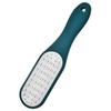 Herramienta Exfoliante para Pies de Doble Cara para Eliminar Piel Muerta, Pulir el Grosor, Frotar los Pies para Limpiar y Pulir los Pies, Acero Inoxidable para Raspar y Exfoliar la Piel Muerta, Pulido