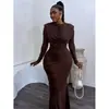 2026 Novo Vestido Elegante Plissado de Manga Longa Slim-fit Europeu e Americano Transfronteiriço para Mulheres com Temperamento Saia Longa que Molda o Corpo Cor Sólida Moda