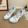 Elegantes sapatos de salto alto estilo princesa de anime com um temperamento fashion, plataforma à prova d'água, laço e design doce Lolita para meninas