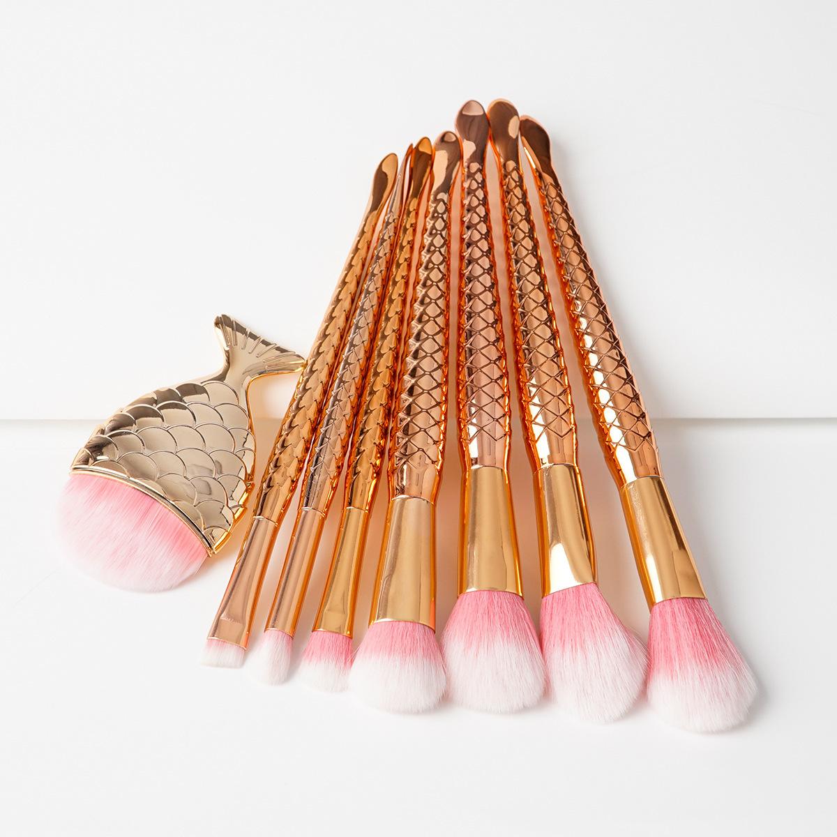 5332268667_1865008406