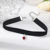 Colar com Pingente Pequeno de Coração com Laço Preto Vintage Zircônia Vermelha Corrente de Pescoço de Veludo para Mulheres Corrente de Clavícula Cinto de Pescoço