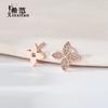 Pendientes de trébol de cuatro hojas de plata esterlina s925, pendientes asimétricos de moda con temperamento rojo de red para niña, pendientes de nicho