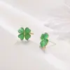 Pendientes de botón de plata de ley S925 con trébol de cuatro hojas para mujer, pequeños y frescos, de trébol de la suerte, pendientes de lujo ligero, simples, venta al por mayor de fabricante