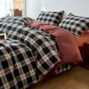 Juego de Cuatro Piezas de Algodón 100% Teñido en Hilo Lavado, Algodón Puro, Sin Estampar, Productos de Calidad Suministrados de Fábrica, Funda Nórdica, Ropa de Cama Estilo Japonés, Sábana Ajustable al por Mayor