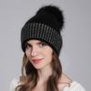 Gorro de piel de mapache auténtica, gorro de punto cálido de piel de conejo para mujer, gorro de lana de invierno a la moda para comercio exterior transfronterizo.