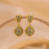 Aretes de jade hetian 2022 plata esterlina S925 chapado en oro modernos estilo coreano elegantes aretes femeninos Nuevo