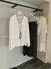 Conjunto de Verano Estilo Coreano Y.Jia con Espalda Descubierta Protección Solar Cover-Up + Falda Larga Rayada Estilo Casual de Cintura Alta 1653