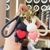 Llavero de resina con forma de conejo, colgante de corazón para niña, muñeco de dibujos animados, bonito bolso colgante, regalo para pareja, venta al por mayor