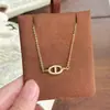 Collar con Letra Clásica Nueva Transfronterizo, Nariz de Cerdo Microincrustada con Diamantes para Mujer, Cadena para Clavícula de Moda de Gama Alta Estilo Ins al por Mayor