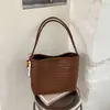 Bolso tote tejido vintage transfronterizo para mujer, nuevo modelo de verano 2026, bolso de mano, bolso de hombro para llevar debajo del brazo, bolso versátil para madre e hija