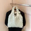 Bolsa Feminina Leve de Tecido de Nylon Bolha Bolsa Fresca e Estilosa Feminina 2025 Nova Bolsa de Ombro Grande Capacidade Plissada