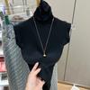 Regata de Gola Alta Sem Mangas da Moda para Mulheres, Adequada para Usar em Camadas ou Sozinha no Verão, Camisa Base Justa com um Design Único
