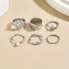 Conjunto de anillos de moda para mujer con un sencillo diseño de anillo de perla en forma de corazón y luna, joyería popular en línea