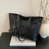 Bolsa de Ombro Transfronteiriça Nova Tendência Retrô, Bolsa Transversal Fashion, Bolsa Tote Versátil Casual Elegante de Alta Qualidade