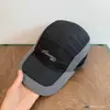 Sombrero de Sol de Verano al Aire Libre con Bloques de Color Estilo Japonés de Cinco Paneles Gorra de Béisbol Versátil de Secado Rápido para Parejas Mujeres Ligera Transpirable Gorra de Pico