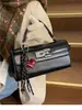 Bolsa Quadrada Pequena de Moda Retrô Europeia e Americana de Alto Padrão Transfronteiriça Bolsa Clássica Feminina Bolsa de Ombro com Fecho Exquisito Bolsa Transversal