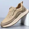 Nuevos Zapatos de Hombre para Otoño e Invierno, Modernos y Versátiles, Antideslizantes y Resistentes al Desgaste, Zapatos de Senderismo para Exteriores para Papá, Zapatos Casuales para Caminar para Personas de Mediana Edad y Mayores