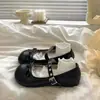Sapatos Femininos 2026 Novos Primavera Verão Pequenos Sapatos de Couro para Meninas Versáteis Modernos Tendência Solado Macio Mary Jane Sapatos de Couro Princesa