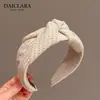Diadema Nudada de Lunares Vintage para Mujer 2025 Nueva Diadema Ancha que Aumenta la Altura Elegante Accesorio para el Cabello que Adelgaza el Rostro