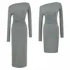 Elegante vestido negro de un solo hombro y manga larga para mujer, perfecto para otoño. Este vestido entallado que realza la figura acentúa tu cintura y caderas, creando una silueta chic y elegante.