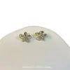 Caen las Flores de Cerezo, Pendientes de Flor de Zirconita Flash Calados, Pendientes de Gama Alta, Elegantes y Atmosféricos, Pendientes de Diseño de Nicho para Mujer