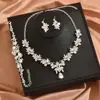 Vestido de Novia Vestido de Noche Collar Pendientes Pulsera Juego de Tres Piezas Accesorios Cadena para Clavícula Juego de Joyería para Mujer Venta al por Mayor