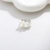 Anillo Abierto de Perlas Blancas Roto de Doble Fila Anillo Elegante Anillo de Dedo Índice de Moda Personalizada Estilo de Lujo Accesible de Nicho de Alta Gama para Mujer