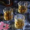 Venta al por mayor de vasos de whisky vintage, redondos, tallados, transparentes, para bebidas espirituosas, para vino y hogar.