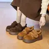 Mocassins Femininos 2026 Novo Estilo Mais Veludo Mais Vendido Superfície de Couro Sapatos Birkenstock Sola Grossa Aumenta Altura de Pessoas Baixas Sapatos de Algodão Quentes de Inverno