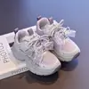 Zapatos de Malla Transpirables Tipo 'Dad Shoes' para Niñas 2026 Primavera/Verano Nuevos Moda Infantil Versátiles Suela Suave Zapatos Deportivos Zapatos Casuales de Moda