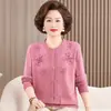 Nuevo Estilo de Primavera y Otoño Cárdigan de Punto Bordado Rojo para Mujeres de Mediana Edad y Mayores, Abrigo Suéter Holgado y Elegante de Manga Larga para Madres