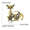 Nuevo Broche de Gato de Aleación Vintage de Estilo Europeo y Americano de Venta Caliente Combinación Total Accesorios de Ropa de Moda Pin para Solapa Pin de Punto