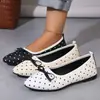 Comercio exterior transfronterizo talla grande otoño 2026 nuevos zapatos planos sin cordones para mujer con lunares y lazo