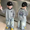 Estilo Coreano Ropa Interior de Forro Polar con Bloques de Color y Parches para Niños Otoño Invierno Camiseta de Manga Larga Top Guapo para Niños Ropa de Moda