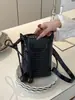 Bolsa Pequena Tendência Popular Transfronteiriça para Mulheres 2026 Verão Nova Moda Versátil Bolsa de Ombro Transversal Exquisite Bolsa para Celular