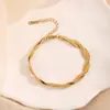 Collar elegante de acero y titanio con cruz de oro K de alta calidad estilo europeo y americano para mujer, estilo moderno y popular en Internet, con cadena de clavícula.