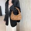 Bolsa Feminina Xadrez Retrô Estilo Hong Kong Moda Plissada de Ombro 2024 Nova Simples Casual Portátil Bolsa Nuvem