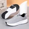 Tamanho Grande Sapatos de Caminhada para Meia-Idade Tênis Esportivo Masculino Casual Verão Malha Respirável Leve Tênis de Corrida Antiderrapante Sapatos de Pai
