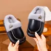 2025Eva Kidsren Zapatillas de Algodón para Niños Piel Sintética Impermeables Suaves Antideslizantes Forradas de Felpa Gruesas Familiares para Adultos Hogar Invierno Cálidas