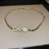 Collar de Perlas con Colgante Plisado Estilo Francés, Lujo Ligero y Sensación de Alta Gama, Cadena para Clavícula para Mujer, Accesorio de Cuello de Moda y Elegante con Diseño Único