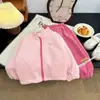 Traje de Invierno Cálido de Doble Cara Engrosado para Niños, Elegante Chaqueta con Cremallera y Bordado de Ponis en Bloques de Color, Conjunto de Dos Piezas para Niños Pequeños
