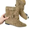 Botas de Cavaleiro Retrô Francesas Femininas Outono Novo Estilo Aumento Interno de Altura Solado Macio Botas Curtas com Salto Bloco Ocidental Botas para Calça Superfície de Camurça com Pelúcia