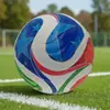 Novo Modelo Bola de Futebol Copa do Mundo 2026 EUA-Canadá-México, Tamanho 5 Laminada, Tamanho 4 Adesiva, Tamanho 3 PU Costurada à Máquina Bola de Futebol PVC Atacado