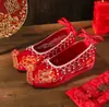 [Sapatos Vermelhos] sapatos de casamento Xiuhe originais chineses estilo antigo vermelho Hanfu sapatos de casamento de noiva para mulheres que aumentam a altura sapatos bordados