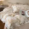 Juego de ropa de cama romántico de cuatro piezas estilo francés bordado de terciopelo de leche, versión coreana con funda de edredón de encaje juvenil, engrosado, cálido y antiestático