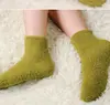Calcetines de Dormir Gruesos de Color Sólido de Felpa para Mujer, Calcetines de Terciopelo de Coral de Media Pantorrilla para el Hogar