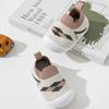 Zapatos de bebé de primavera y verano, nuevos, de malla transpirable, con suela suave, tejido volador, antideslizantes, con pedales de dibujos animados.
